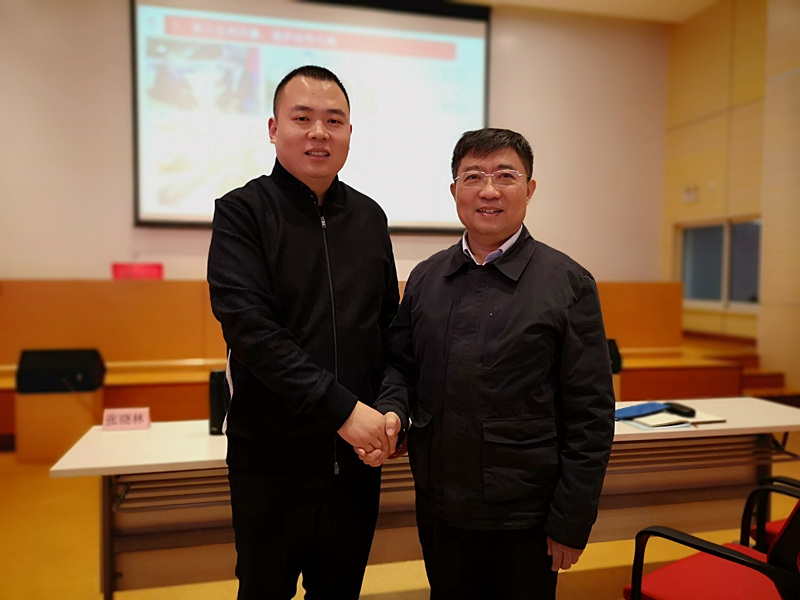 豫商赴滬，共研發(fā)展│許明月董事長參加民建河南省企業(yè)家會員班培訓(xùn)